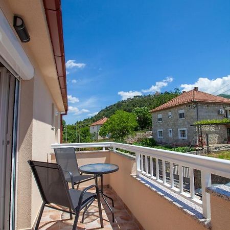 Apartmani Grubac Требинє Екстер'єр фото