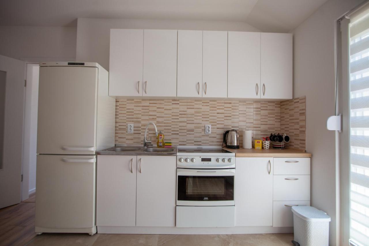 Apartmani Grubac Требинє Екстер'єр фото