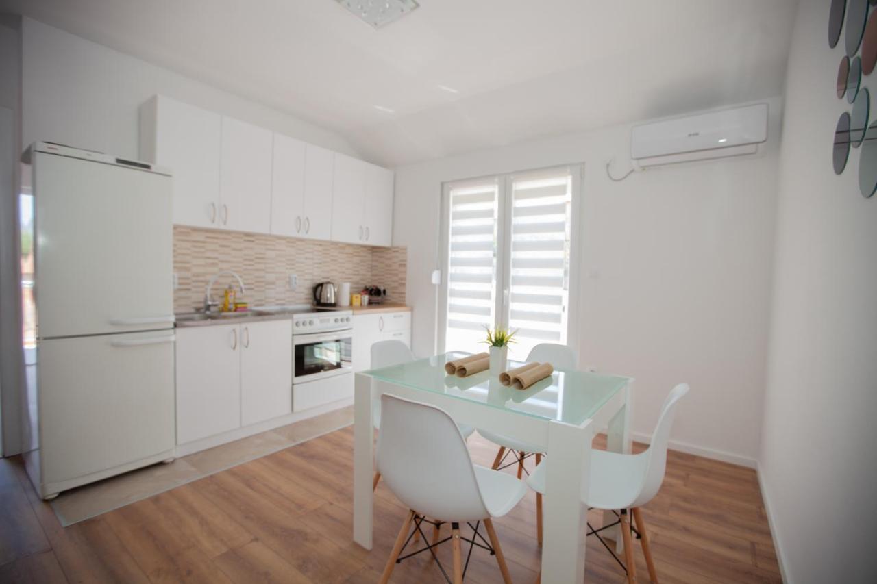 Apartmani Grubac Требинє Екстер'єр фото